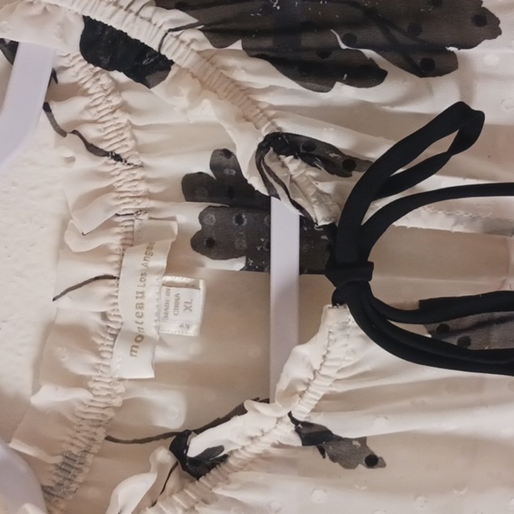 Monteau Cream and Black Floral Blouse - Picture 3 of 6